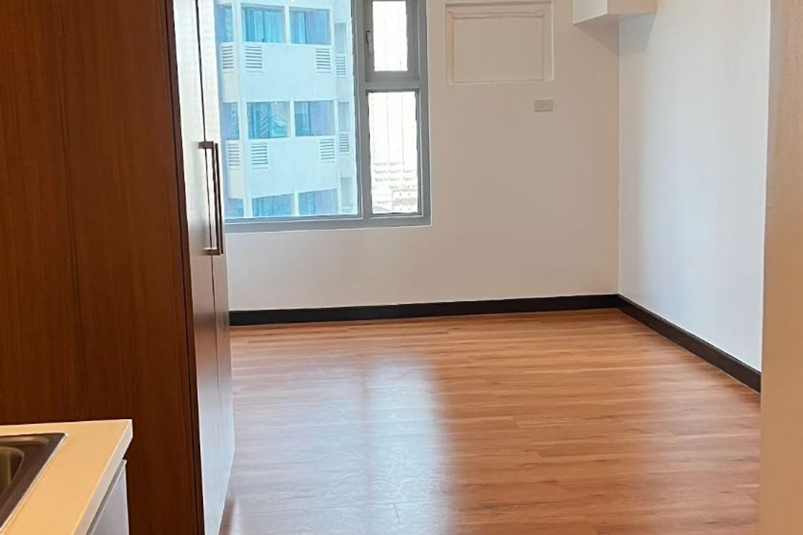 1 Bedroom Condo for Sale in Ermita, Manila, Metro Manila near LRT-1 Pedro Gil – photo 8