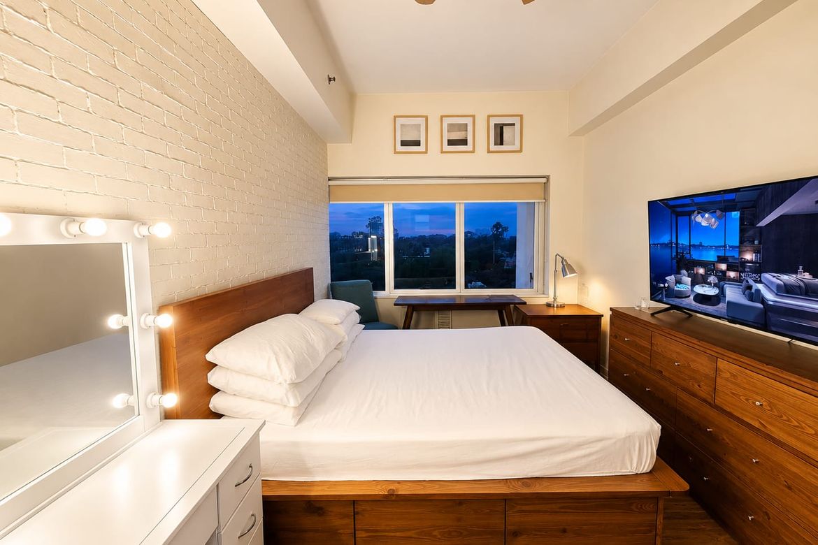 1 Bedroom Condo for Sale in Fairways Tower, BGC, Taguig – photo 2