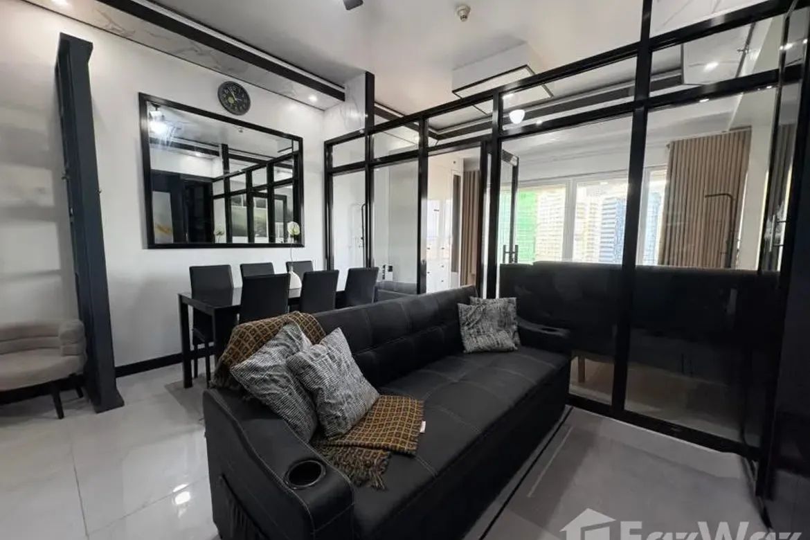 1 Bedroom Condo for Sale in Fairways Tower, BGC, Taguig – photo 4