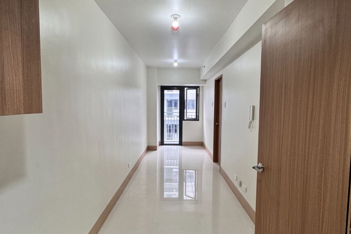 1 Bedroom Condo for Sale in Glam Residences, South Triangle, Quezon City, Metro Manila near MRT-3 Kamuning – photo 4