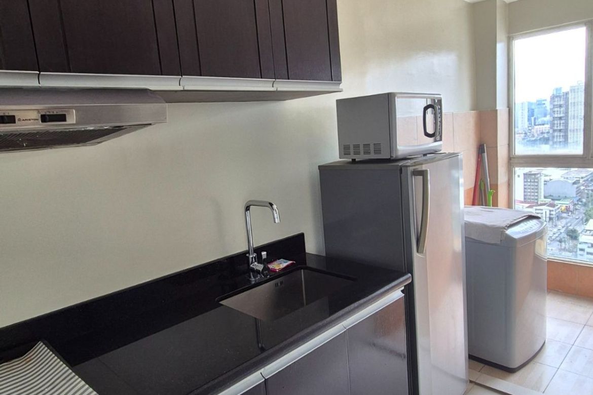 1 Bedroom Condo for Sale in Goldland Millenia Suites, San Antonio, Pasig, Metro Manila near MRT-3 Shaw Boulevard