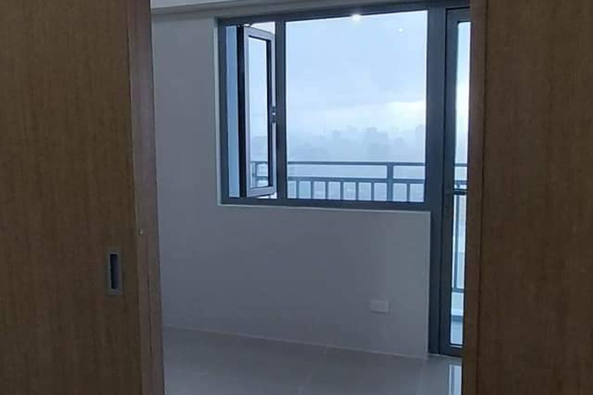 1 Bedroom Condo for Sale in Grass Residences, Santo Cristo, Quezon City, Metro Manila near LRT-1 Roosevelt