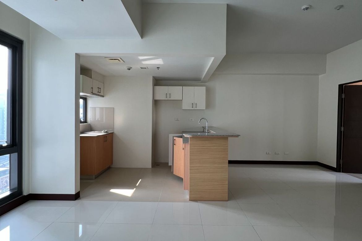 1 Bedroom Condo for Sale in Greenbelt Hamilton, San Lorenzo, Makati City – photo 2