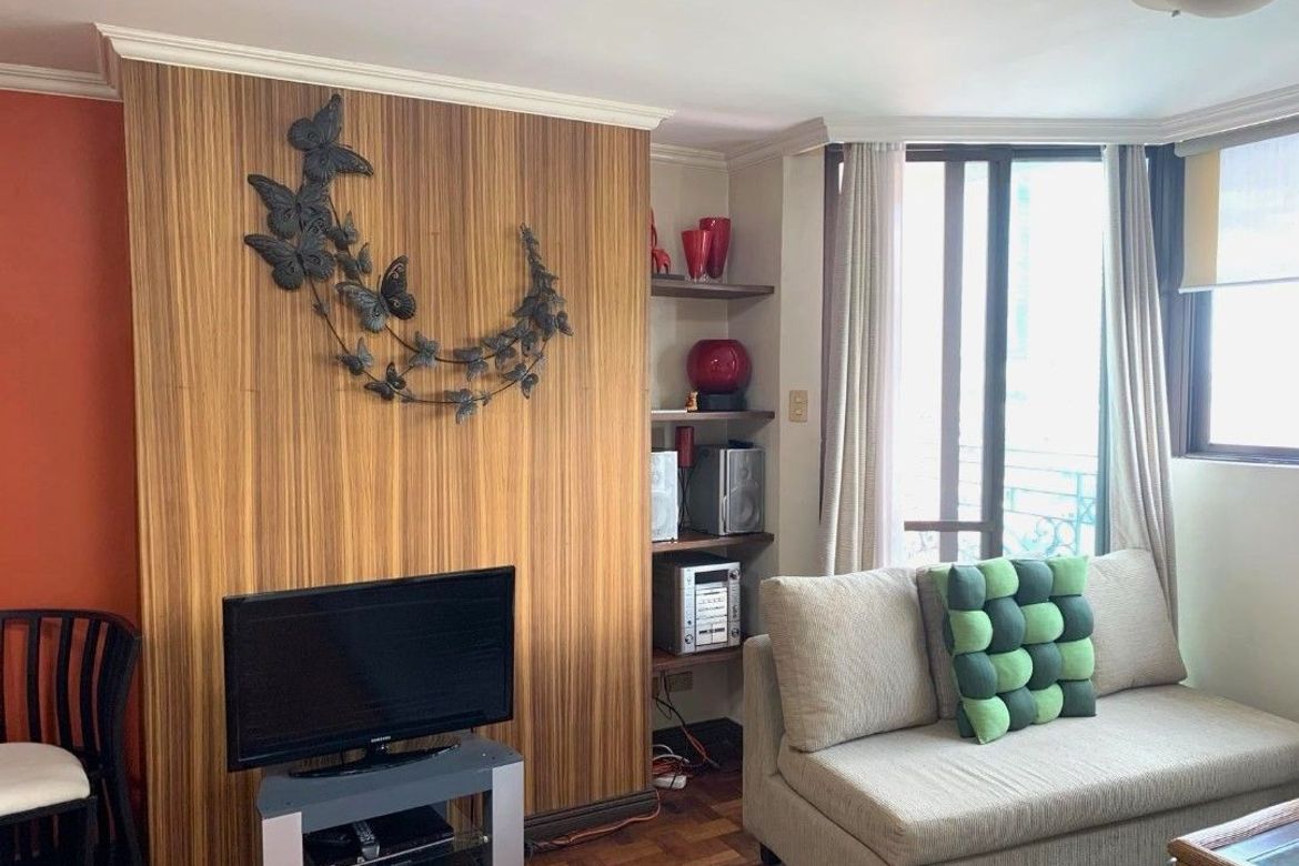 1 Bedroom Condo for Sale in Greenhills, San Juan, Metro Manila near MRT-3 Santolan – photo 3