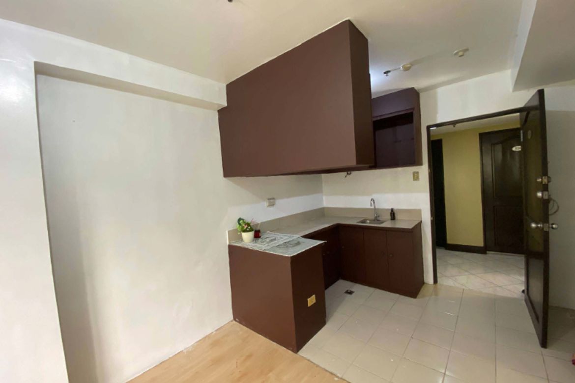 1 Bedroom Condo for Sale in Highway Hills, Mandaluyong, Metro Manila near MRT-3 Shaw Boulevard