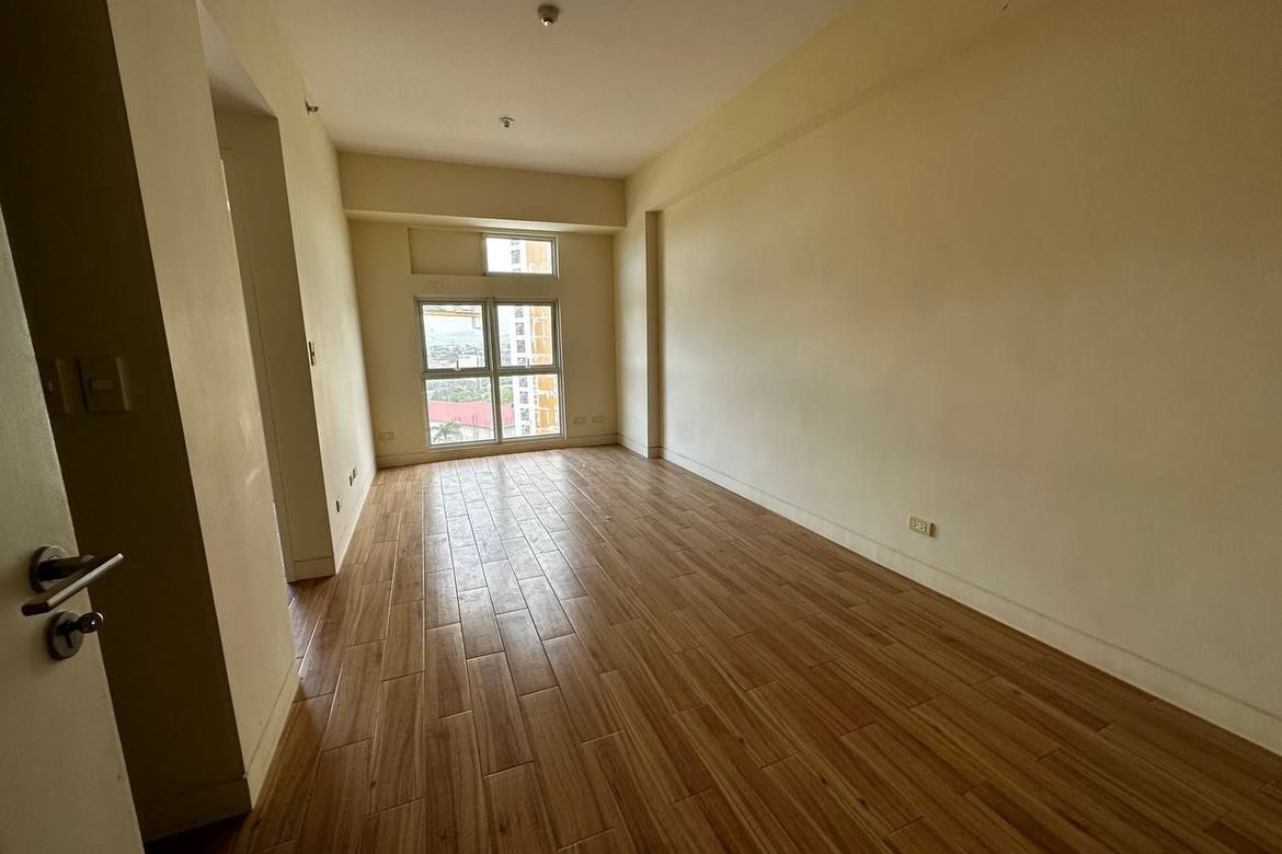 1 Bedroom Condo for Sale in Holland Park, Biñan, Laguna