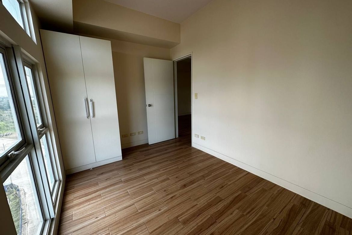 1 Bedroom Condo for Sale in Holland Park, Biñan, Laguna – photo 8