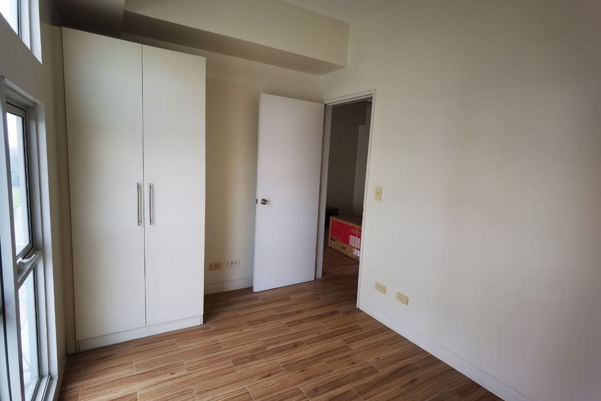 1 Bedroom Condo for Sale in Holland Park, Biñan, Laguna – photo 7
