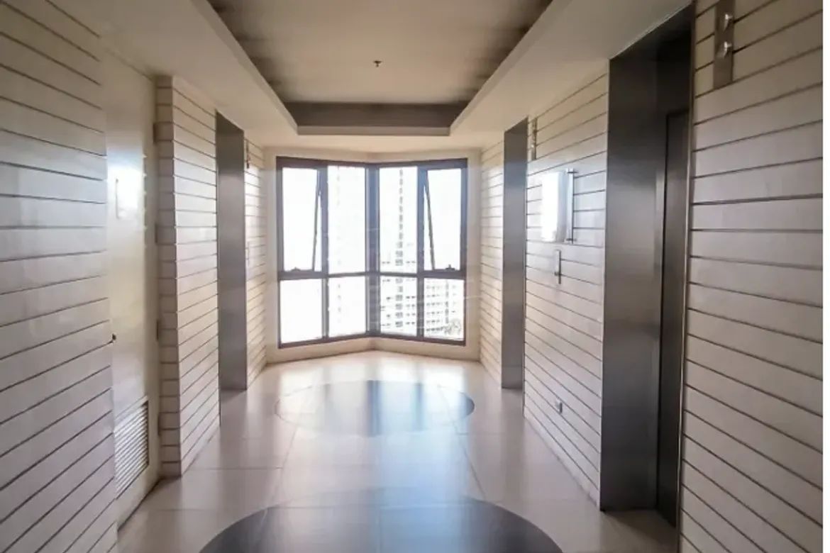 1 Bedroom Condo for Sale in Icon Residences, BGC, Taguig – photo 13