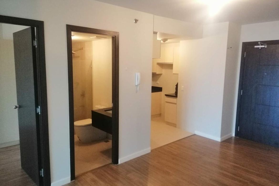 1 Bedroom Condo for Sale in Kroma Tower, San Lorenzo, Makati, Metro Manila – photo 5
