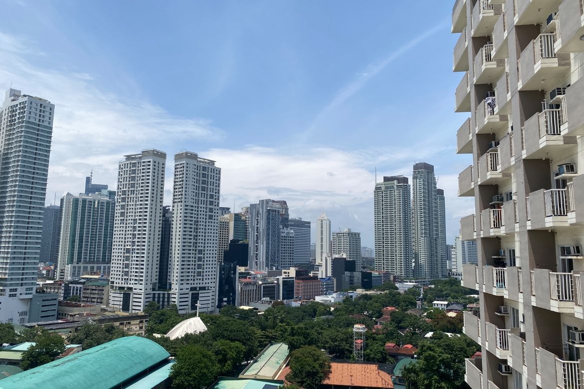 1 Bedroom Condo for Sale in Laureano di Trevi Tower, Pio Del Pilar, Makati City near MRT-3 Magallanes – photo 14