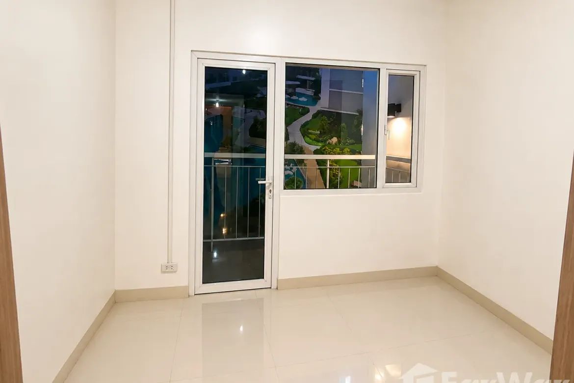 1 Bedroom Condo for Sale in Light 2 Residences, Barangka Ilaya, Mandaluyong, Metro Manila near MRT-3 Boni – photo 6