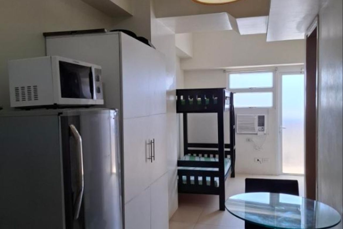 1 Bedroom Condo for Sale in Malate, Manila, Metro Manila near LRT-1 Vito Cruz – photo 2