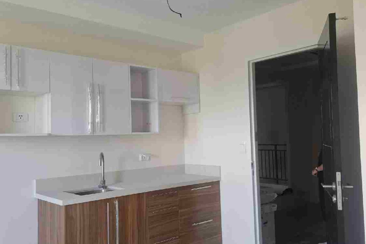 1 Bedroom Condo for Sale in Matina Crossing, Davao City, Davao del Sur