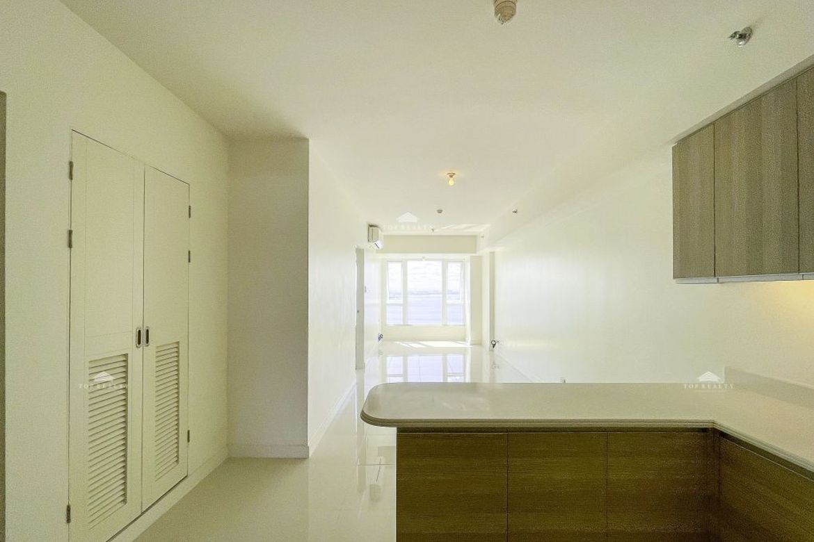 1 Bedroom Condo for Sale in Moonwalk, Parañaque, Metro Manila – photo 8