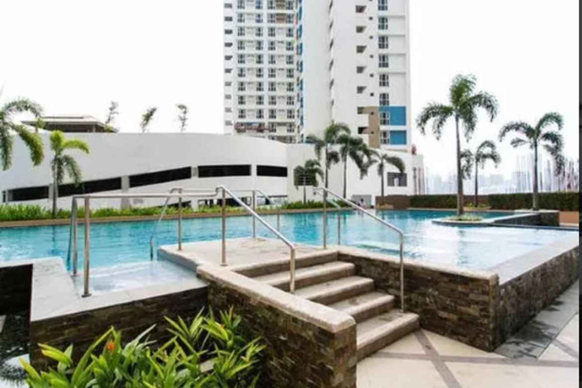 1 Bedroom Condo for Sale in One Gateway Place, Barangka Ilaya, Mandaluyong, Metro Manila near MRT-3 Boni – photo 7