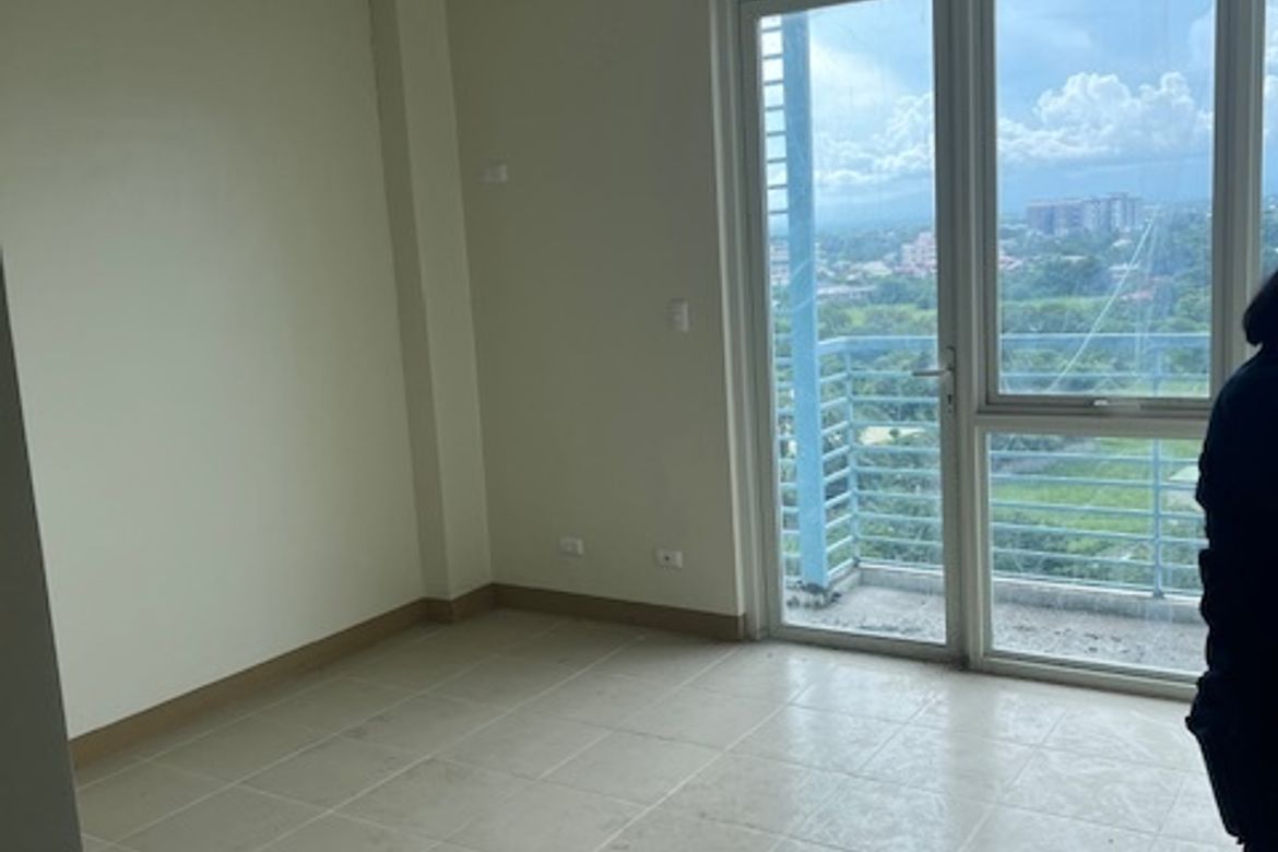 1 Bedroom Condo for Sale in One Madison Place, Buhang Taft North, Iloilo City, Iloilo – photo 3