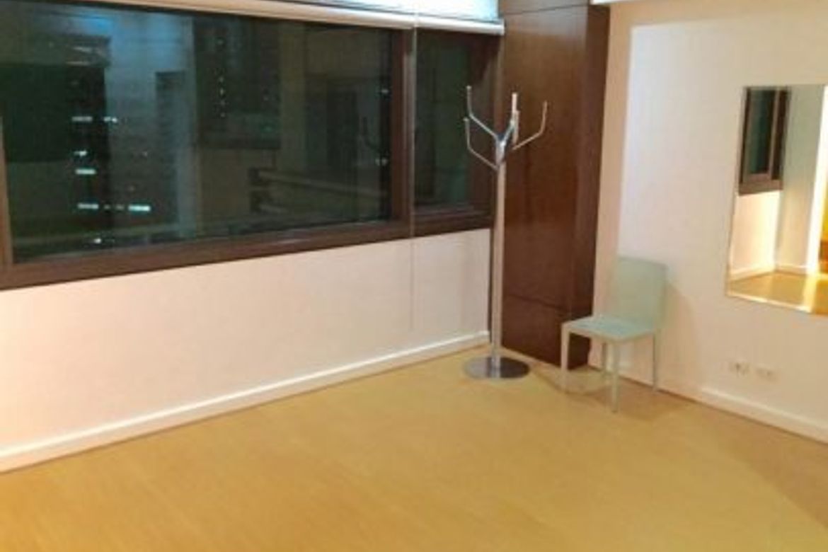 1 Bedroom Condo for Sale in One Shangri-La Place, Wack-Wack Greenhills, Mandaluyong, Metro Manila near MRT-3 Shaw Boulevard – photo 2