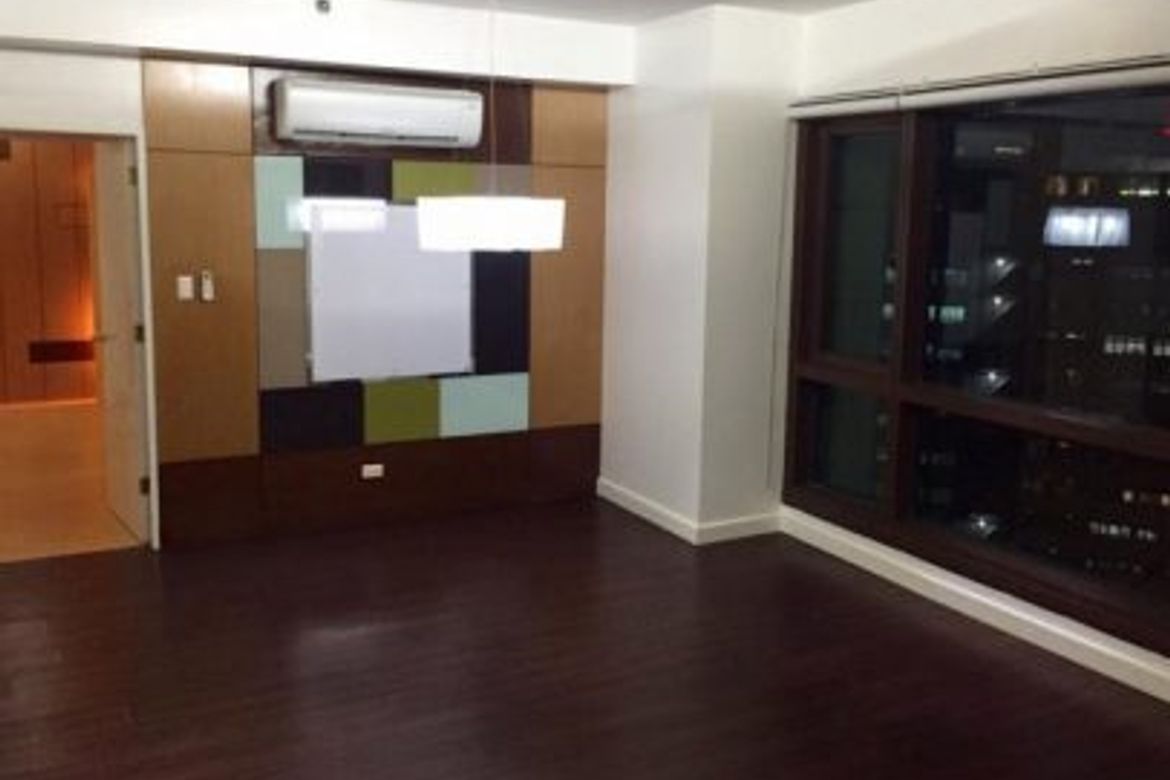1 Bedroom Condo for Sale in One Shangri-La Place, Wack-Wack Greenhills, Mandaluyong, Metro Manila near MRT-3 Shaw Boulevard – photo 3