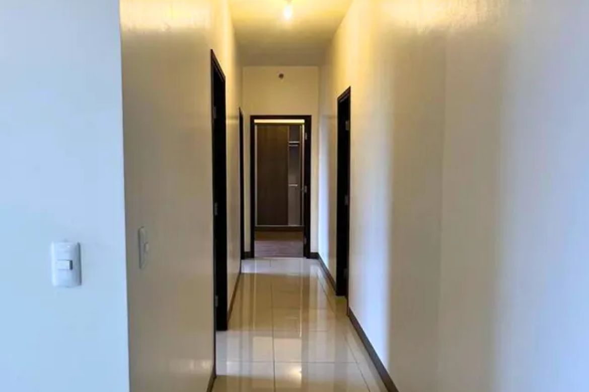 1 Bedroom Condo for Sale in One Shangri-La Place, Wack-Wack Greenhills, Mandaluyong, Metro Manila near MRT-3 Shaw Boulevard