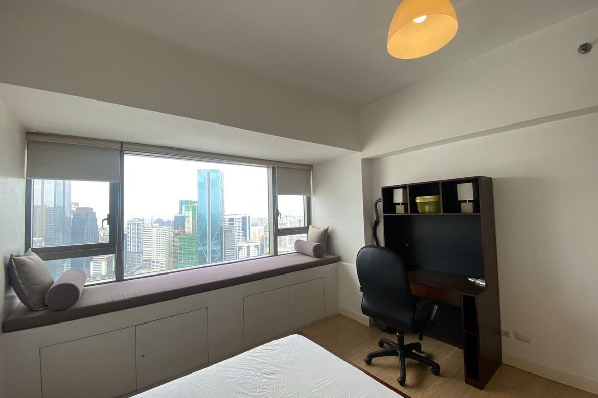 1 Bedroom Condo for Sale in One Shangri-La Place, Wack-Wack Greenhills, Mandaluyong, Metro Manila near MRT-3 Shaw Boulevard – photo 8