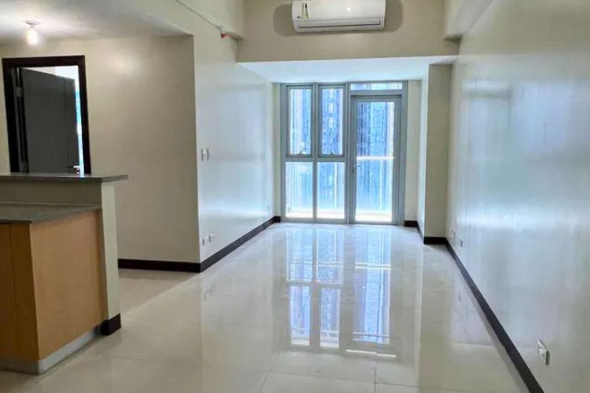 1 Bedroom Condo for Sale in One Shangri-La Place, Wack-Wack Greenhills, Mandaluyong, Metro Manila near MRT-3 Shaw Boulevard – photo 3