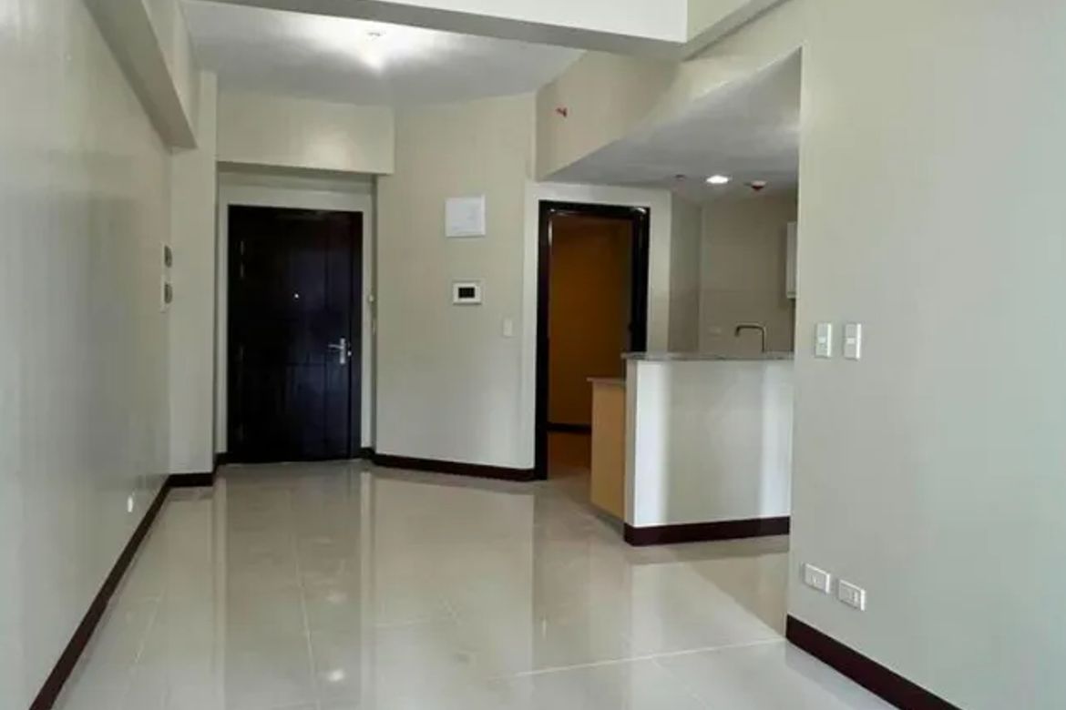 1 Bedroom Condo for Sale in One Shangri-La Place, Wack-Wack Greenhills, Mandaluyong, Metro Manila near MRT-3 Shaw Boulevard – photo 5
