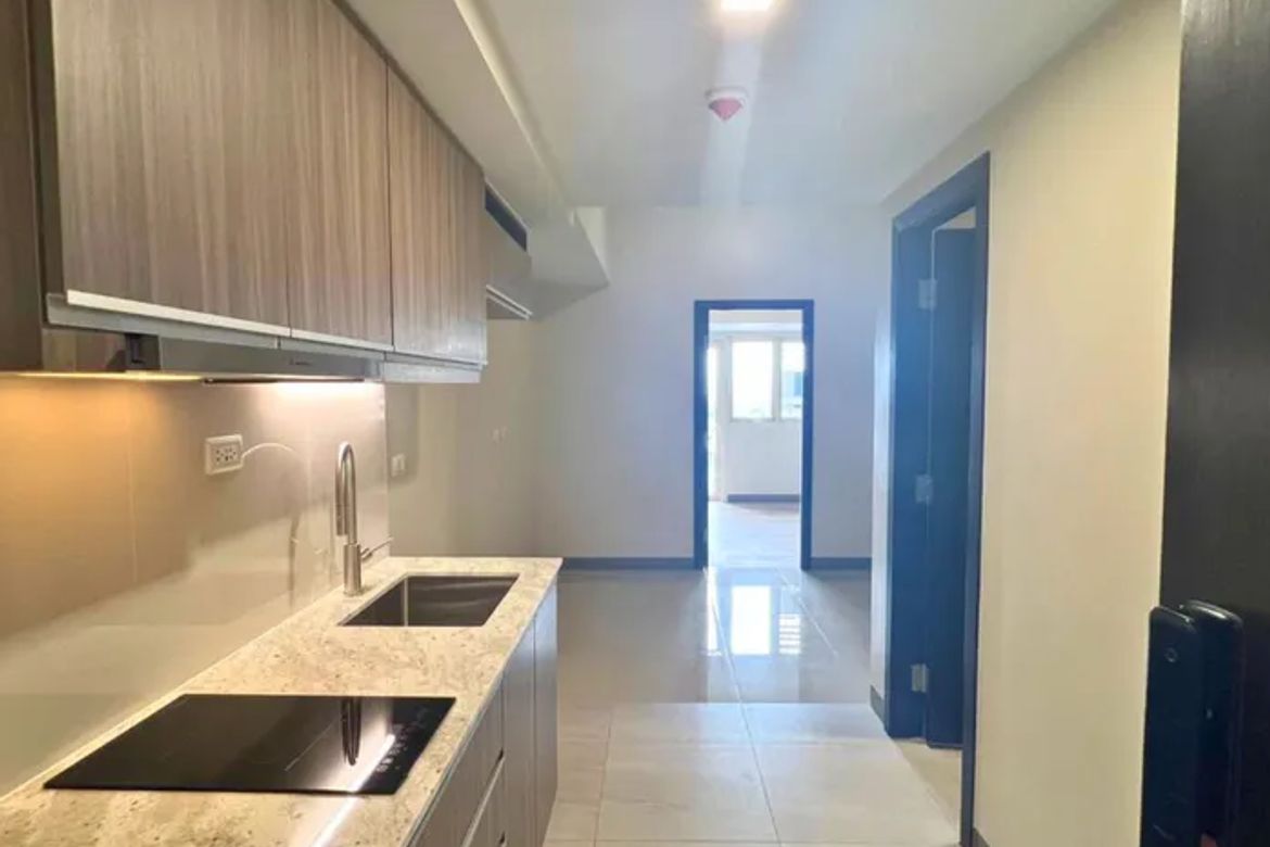 1 Bedroom Condo for Sale in One Shangri-La Place, Wack-Wack Greenhills, Mandaluyong, Metro Manila near MRT-3 Shaw Boulevard – photo 2