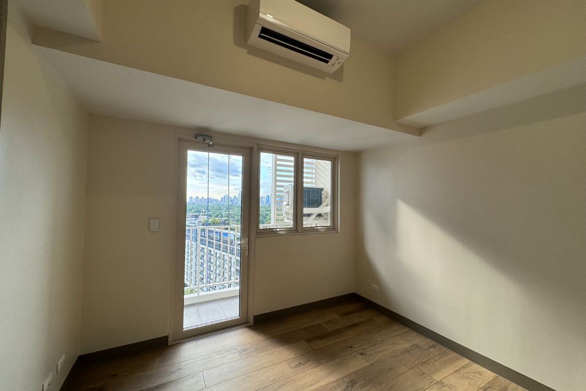 1 Bedroom Condo for Sale in Park McKinley West, BGC, Taguig