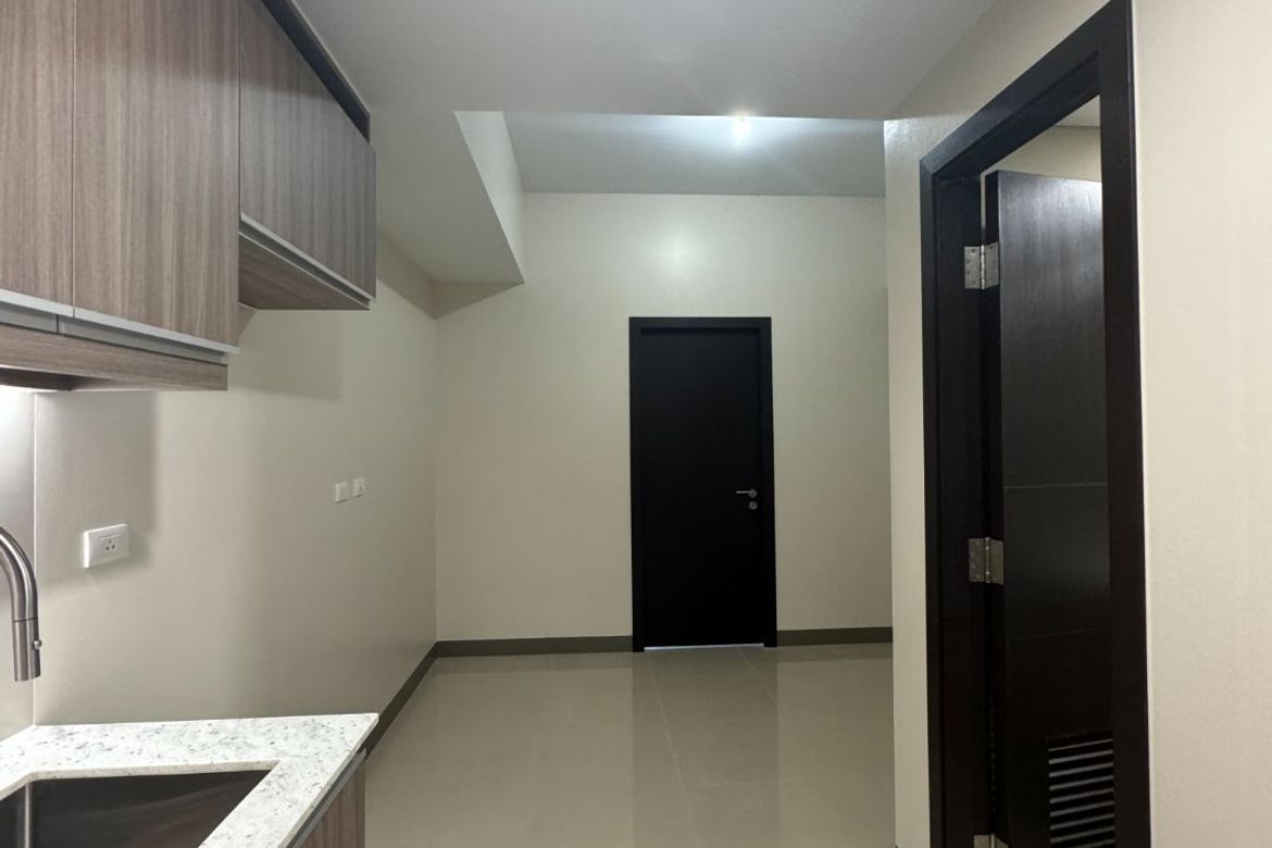 1 Bedroom Condo for Sale in Park McKinley West, BGC, Taguig