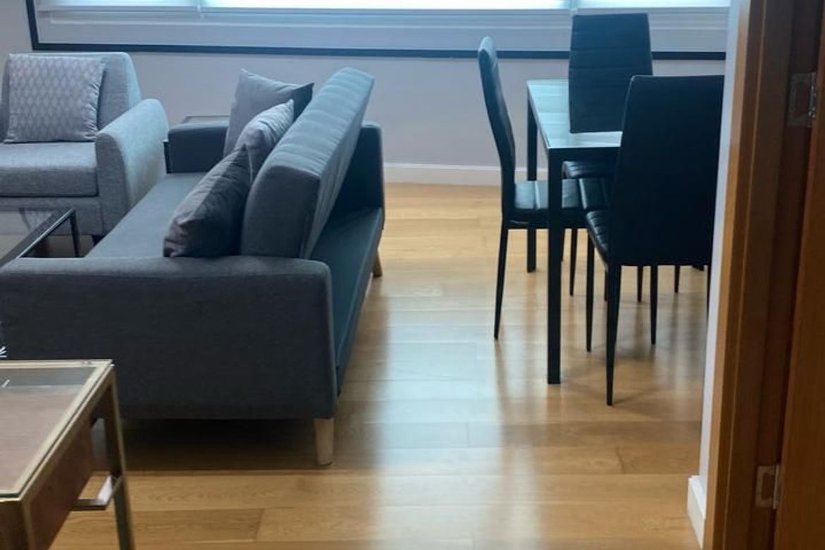 1 Bedroom Condo for Sale in Park Terraces, San Lorenzo, Makati, Metro Manila near MRT-3 Ayala – photo 2