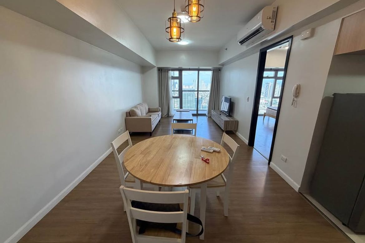 1 Bedroom Condo for Sale in Park Triangle Residences, BGC, Taguig