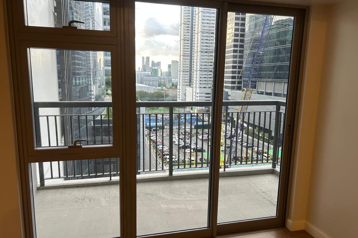 1 Bedroom Condo for Sale in Park Triangle Residences, BGC, Taguig, Metro Manila