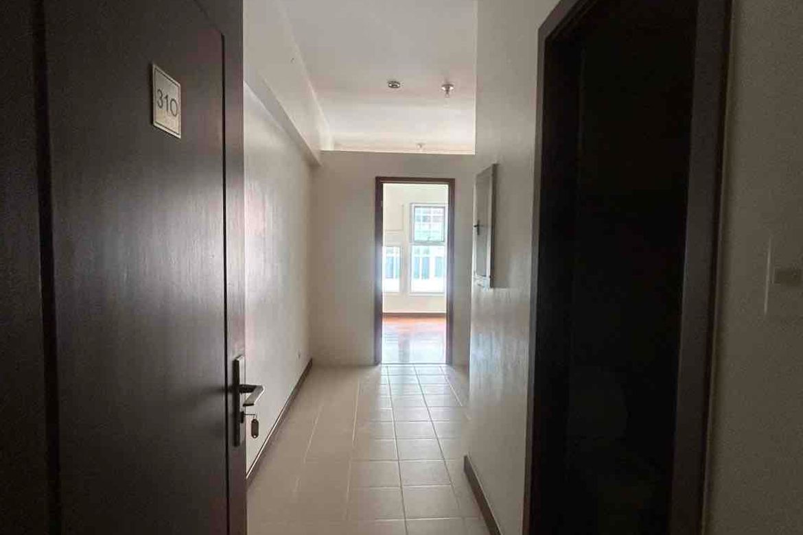 1 Bedroom Condo for Sale in Paseo De Roces, Pio Del Pilar, Makati, Metro Manila – photo 5