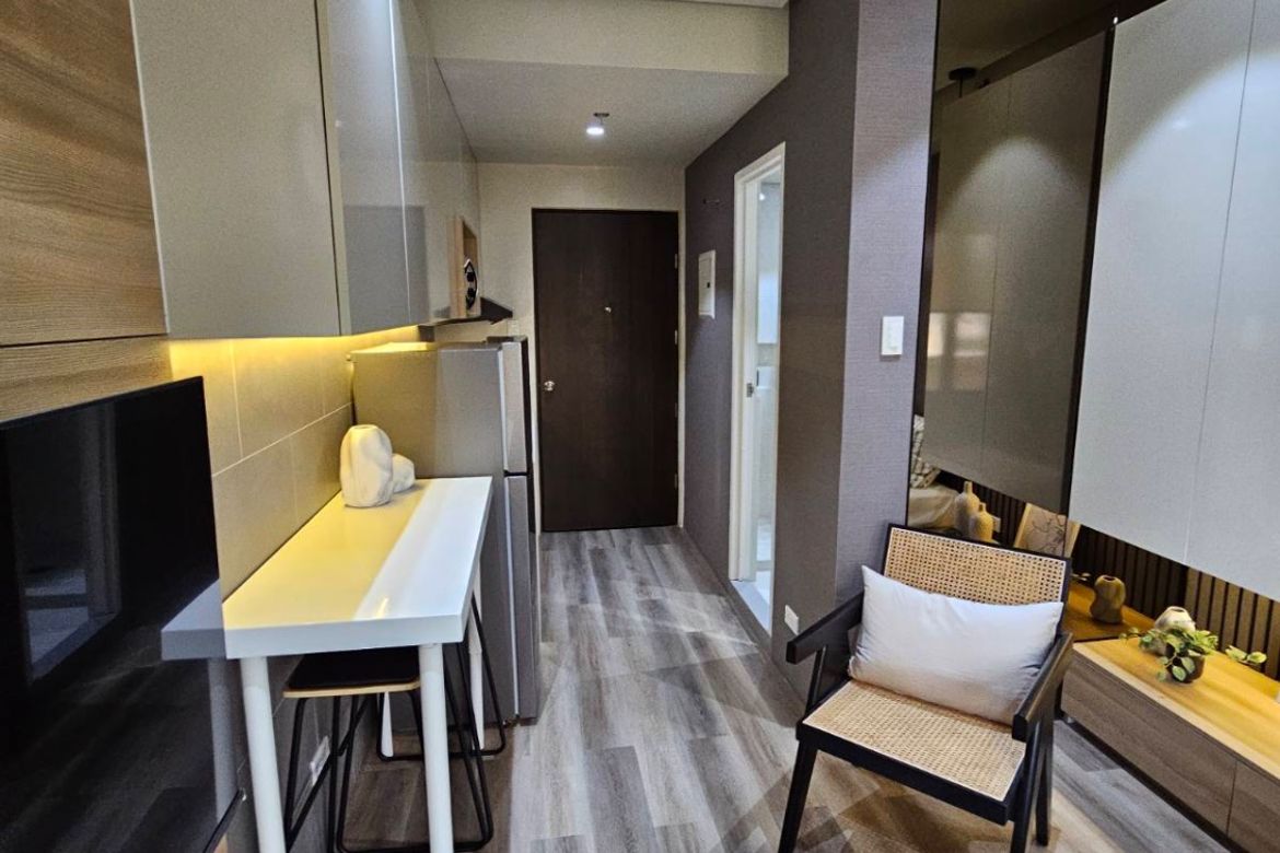 1 Bedroom Condo for Sale in Pioneer Heights 1, Highway Hills, Mandaluyong, Metro Manila near MRT-3 Boni – photo 3