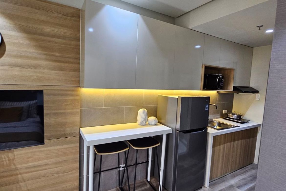 1 Bedroom Condo for Sale in Pioneer Heights 1, Highway Hills, Mandaluyong, Metro Manila near MRT-3 Boni – photo 6