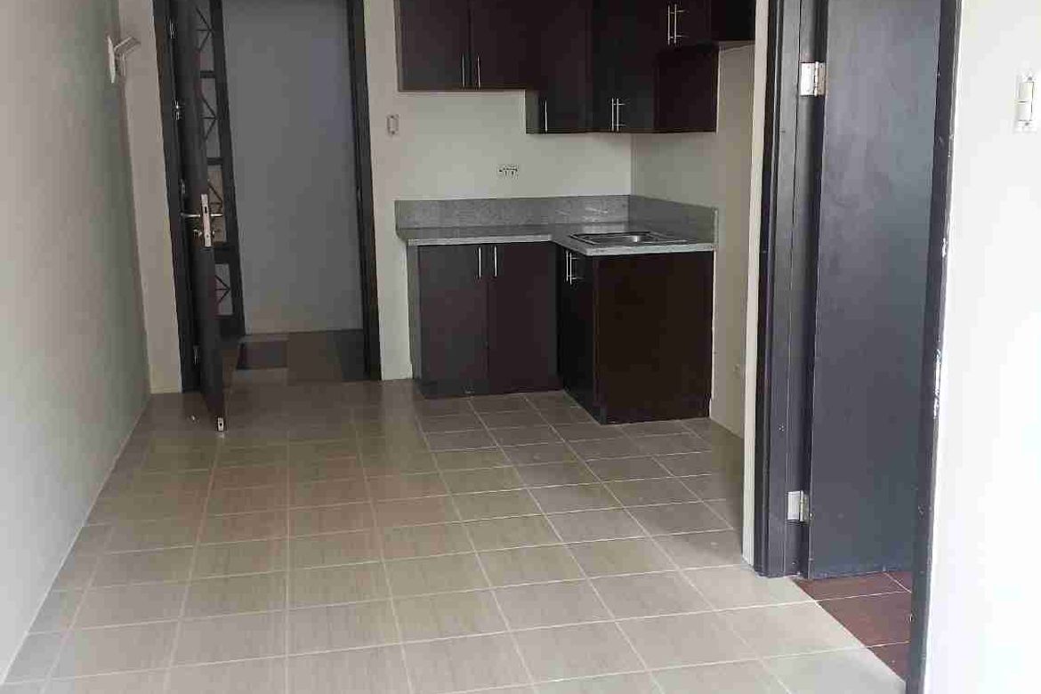 1 Bedroom Condo for Sale in Pioneer Woodlands, Barangka Ilaya, Mandaluyong, Metro Manila near MRT-3 Boni