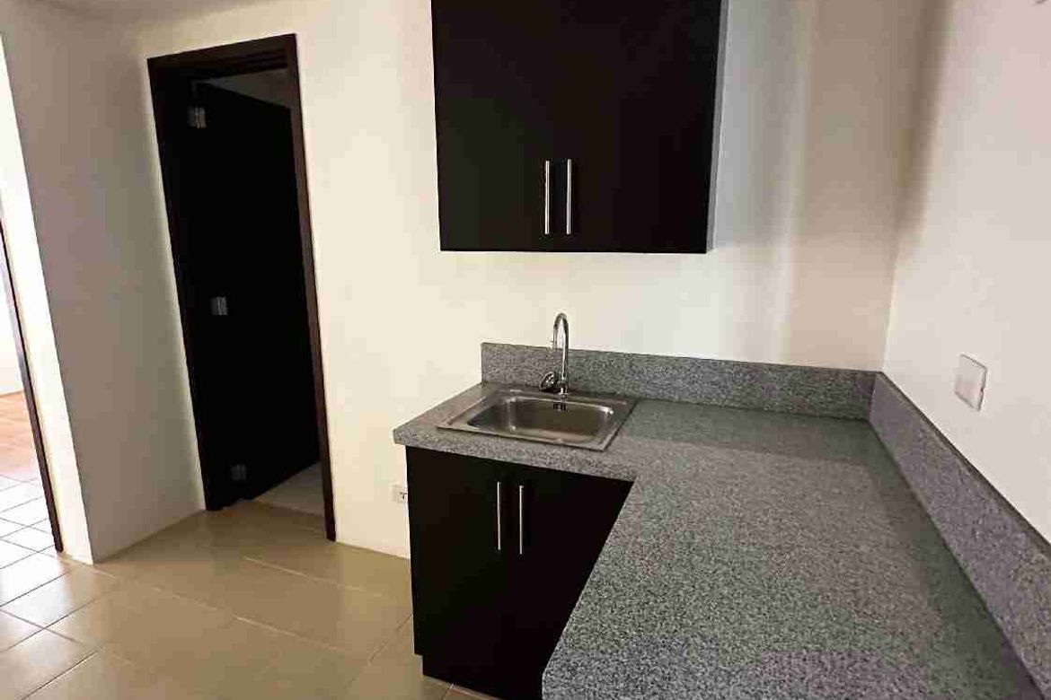 1 Bedroom Condo for Sale in Pioneer Woodlands, Barangka Ilaya, Mandaluyong, Metro Manila near MRT-3 Boni – photo 7