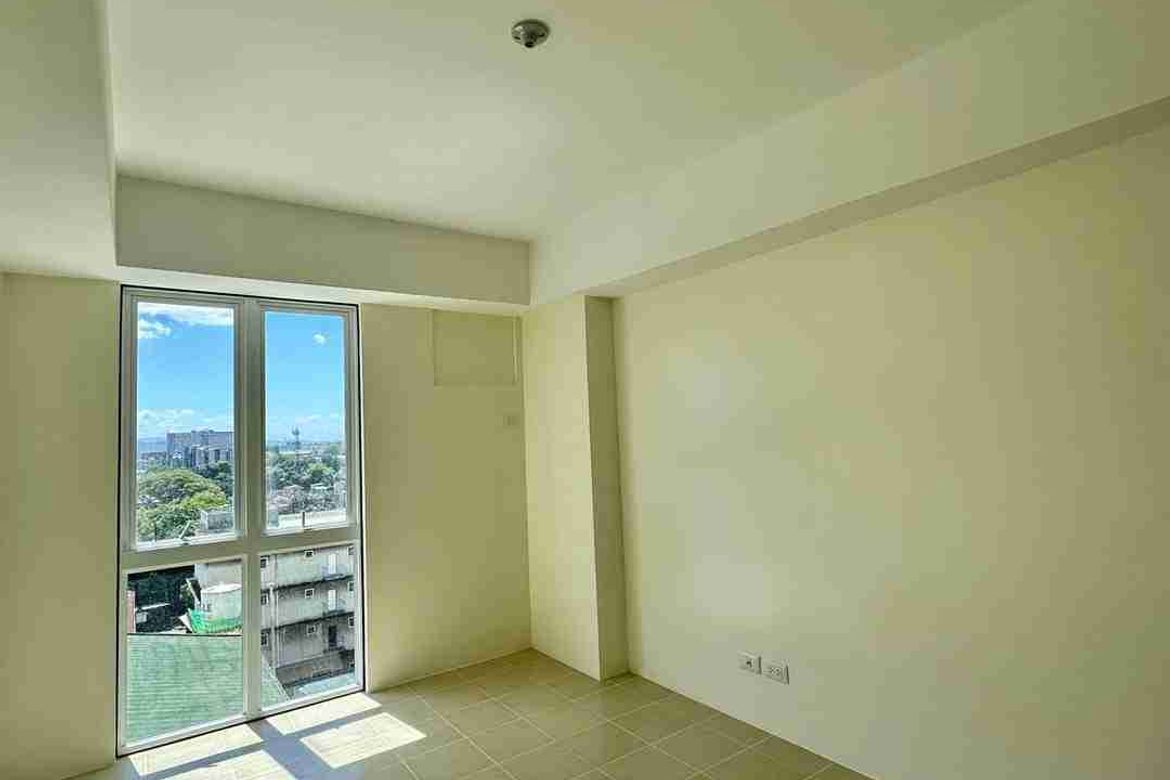 1 Bedroom Condo for Sale in Pioneer Woodlands, Barangka Ilaya, Mandaluyong, Metro Manila near MRT-3 Boni