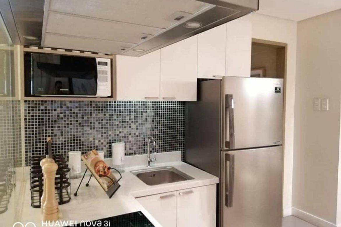 1 Bedroom Condo for Sale in Pioneer Woodlands, Barangka Ilaya, Mandaluyong, Metro Manila near MRT-3 Boni