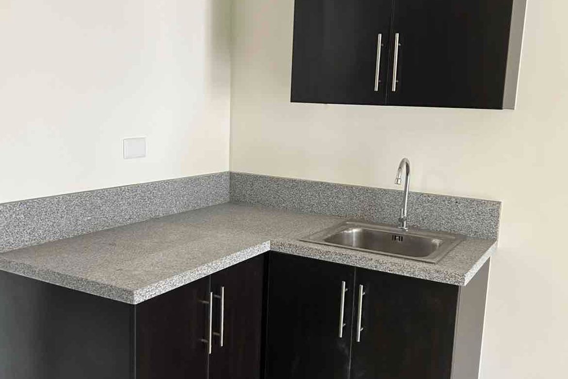 1 Bedroom Condo for Sale in Pioneer Woodlands, Barangka Ilaya, Mandaluyong, Metro Manila near MRT-3 Boni – photo 4