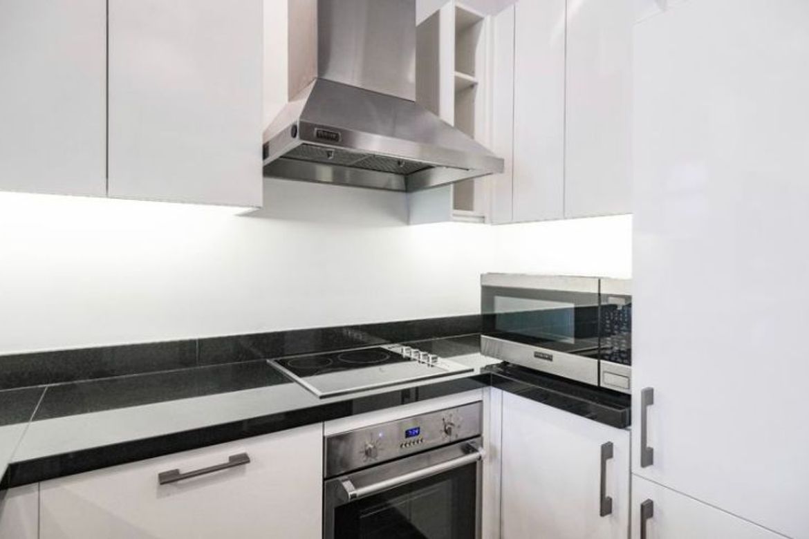 1 Bedroom Condo for Sale in Poblacion, Makati, Metro Manila – photo 6