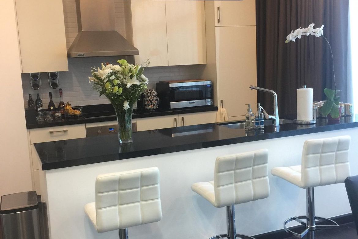 1 Bedroom Condo for Sale in Poblacion, Makati, Metro Manila – photo 3
