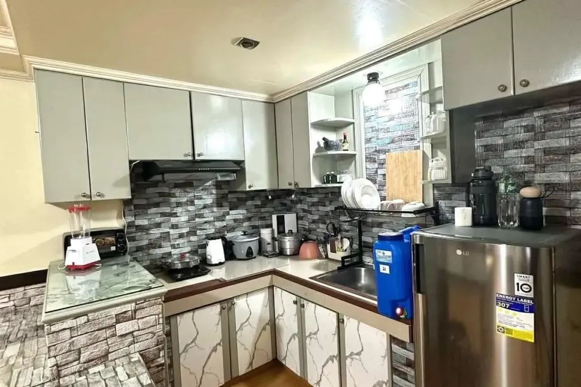 1 Bedroom Condo for Sale in Prince Plaza, San Lorenzo, Makati City near MRT-3 Ayala – photo 7