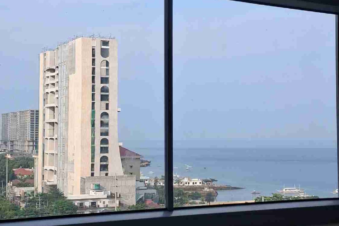 1 Bedroom Condo for Sale in Punta Engaño, Lapu-Lapu, Cebu