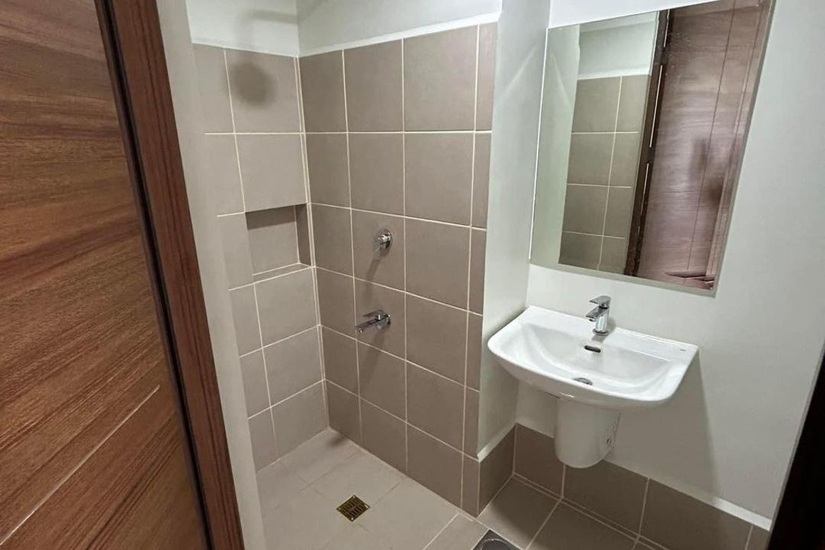 1 Bedroom Condo for Sale in Quantum Residences, Barangay 49, Pasay, Metro Manila near LRT-1 Gil Puyat – photo 6