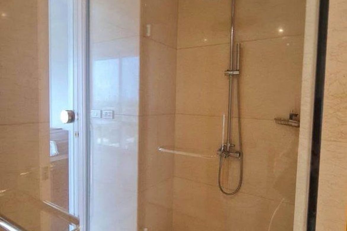 1 Bedroom Condo for Sale in San Lorenzo, Makati, Metro Manila near MRT-3 Ayala – photo 2