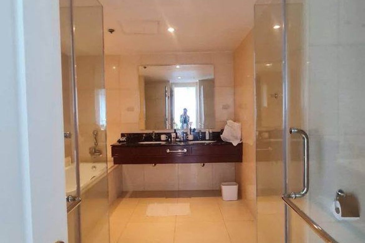1 Bedroom Condo for Sale in San Lorenzo, Makati, Metro Manila near MRT-3 Ayala – photo 6