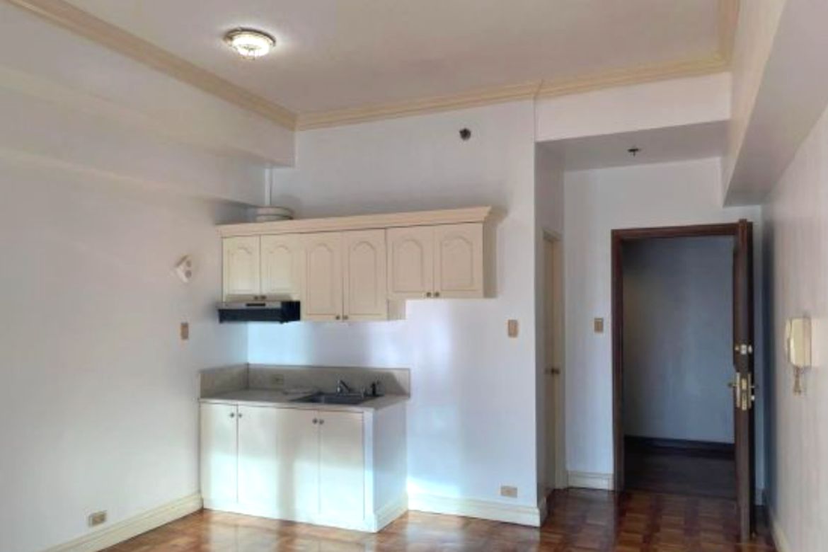 1 Bedroom Condo for Sale in San Lorenzo, Makati, Metro Manila – photo 2