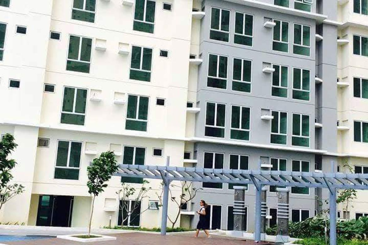 1 Bedroom Condo for Sale in San Lorenzo Place, Bangkal, Makati, Metro Manila near MRT-3 Magallanes – photo 2